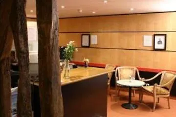 Hotel Baudelaire Bastille París Francia